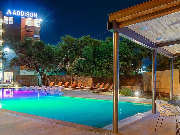 Luxury Style Outdoor Pool with BBQ Area and TV