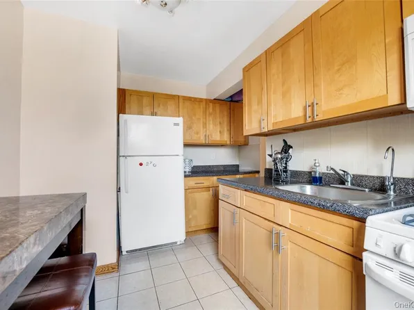 108-50 62nd Drive image 4 of 10