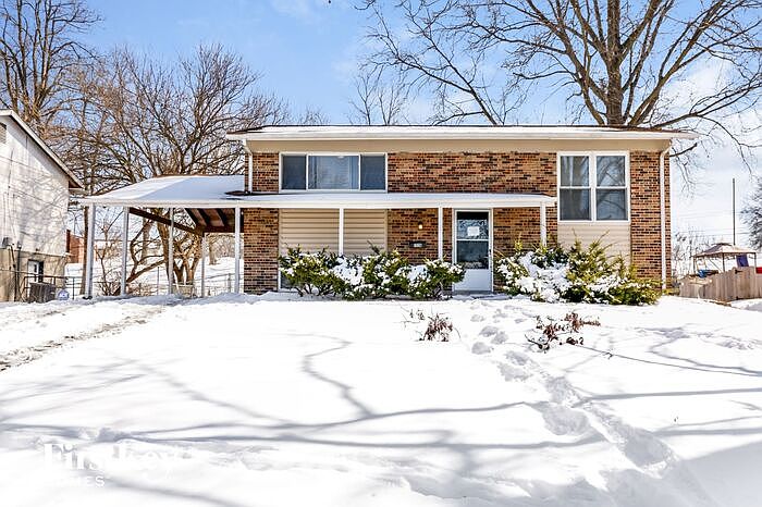 1st image of 5336 Ville Cecelia Ln