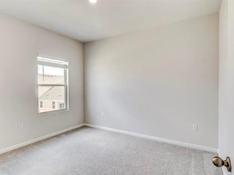 133 Silverleaf Spur — Photo 27