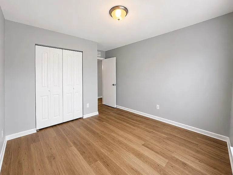 412 Fairfax Dr #6 — Photo 15