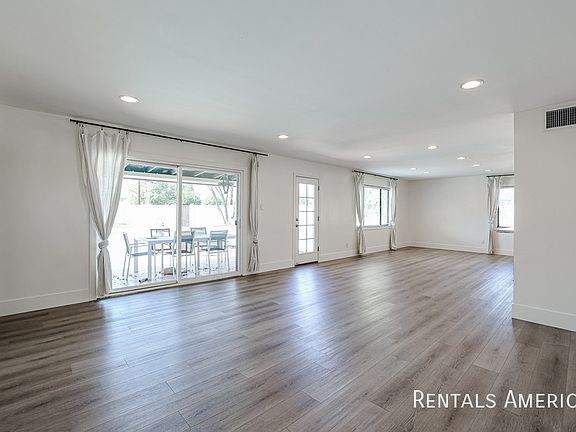 4th image of 8501 E Mariposa Dr