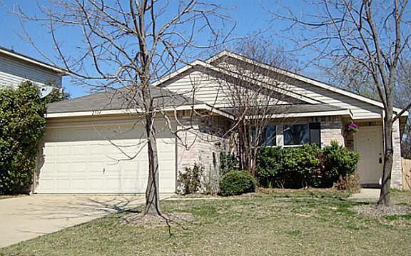 2nd image of 2504 Avalon Creek Way