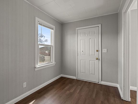 2nd image of 4210 N Avalon Rd #49