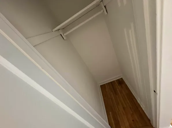 140-21 Burden Crescent image 22 of 30