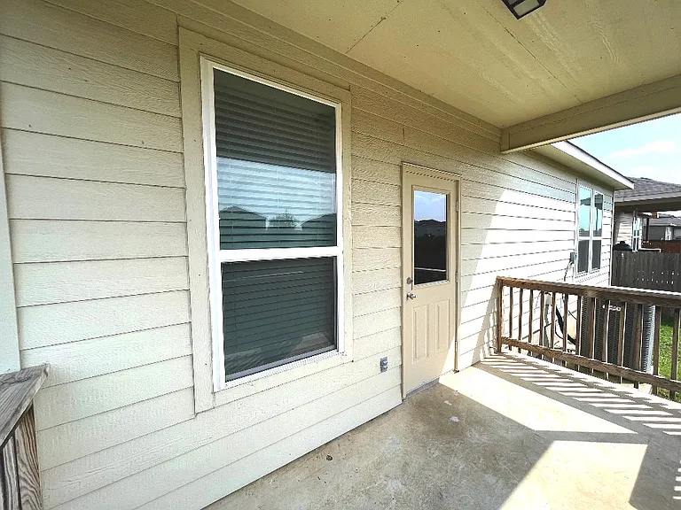 208 Texas Thistle — Photo 22