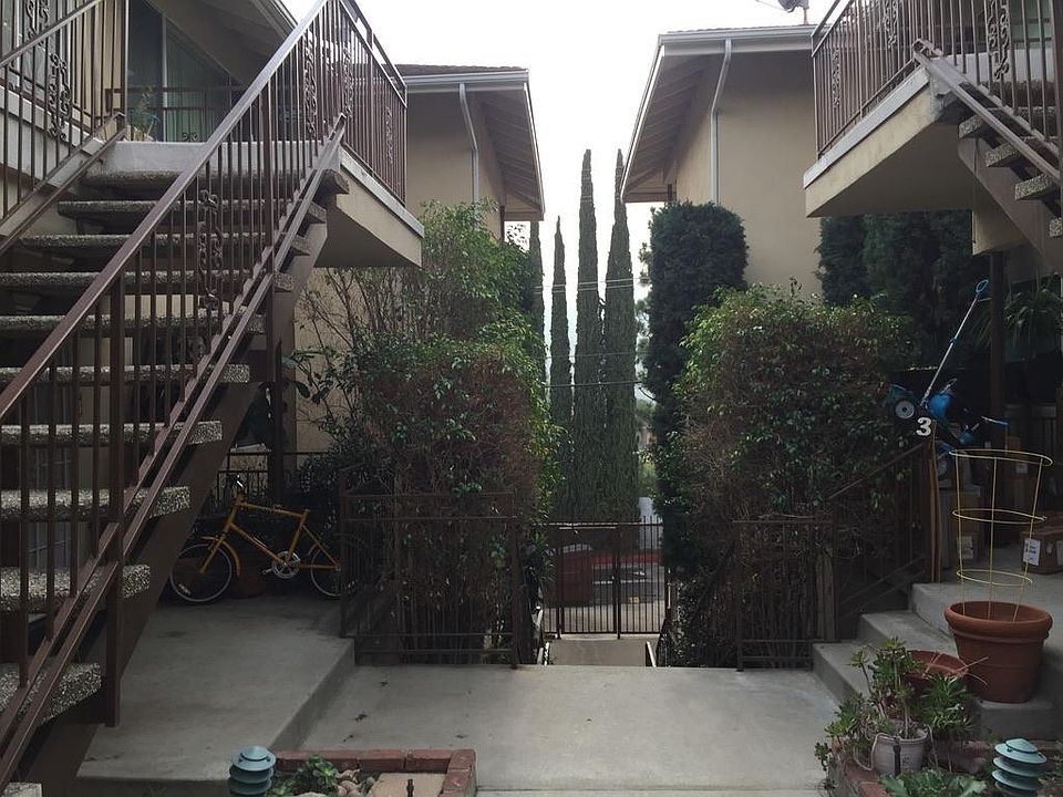 1st image of 3226 Fairesta St #2