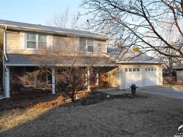 3013 W 27th Ct, Lawrence, KS 66047