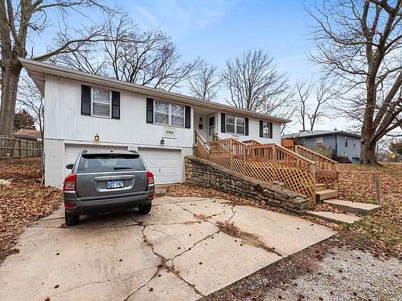 3rd image of 2919 W 45th Ave