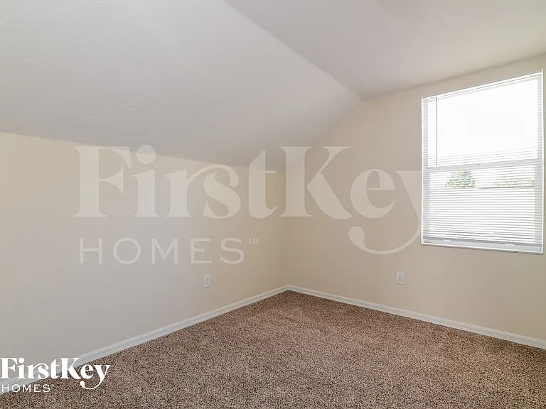 6173 Skylarkcrest Dr — Photo 13