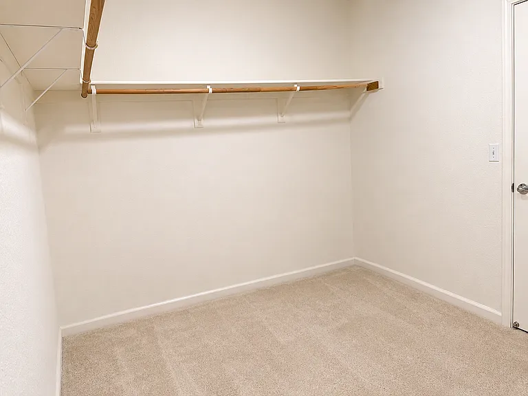 Dress room