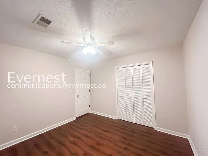 195 Poplar Way — Photo 17