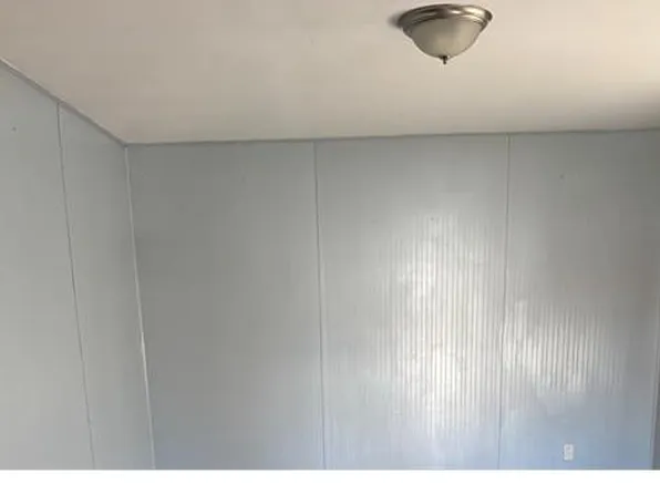 100 56th St, Fairfield, AL 35064