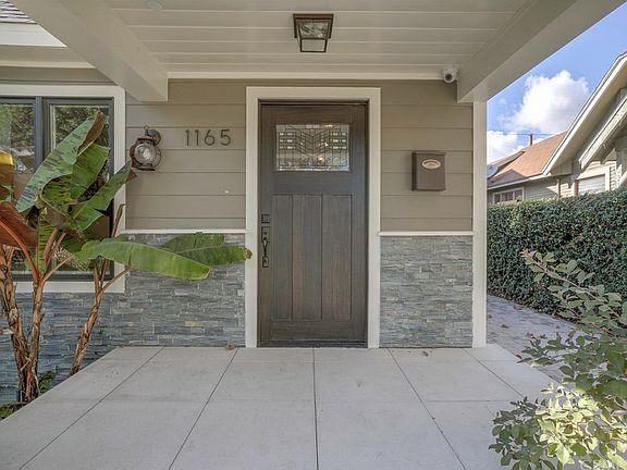 4th image of 1165 N Poinsettia Pl