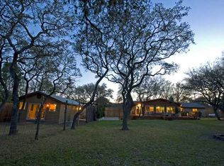 9910 Lake Ridge Dr #B, Austin, TX 78733