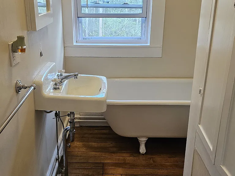 2089 W Creek Rd — Photo 41