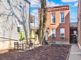 2279 N Clybourn Ave #1, Chicago, IL 60614