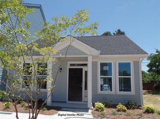 100 N Island Village Dr #41, Mount Holly, NC 28120