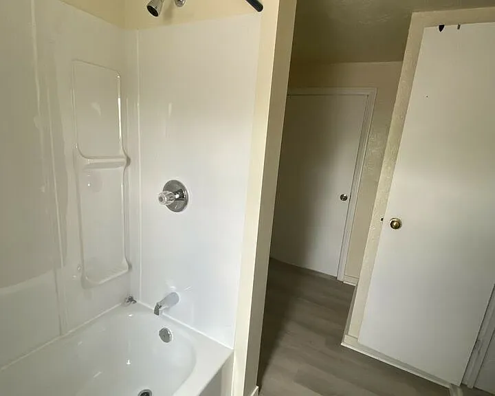 526 Jubilee Ave #2 — Photo 3