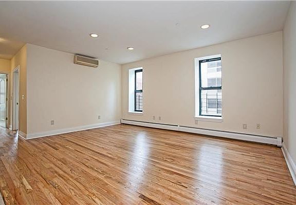3rd image of 2098 Fredrick Douglass Blvd #3L