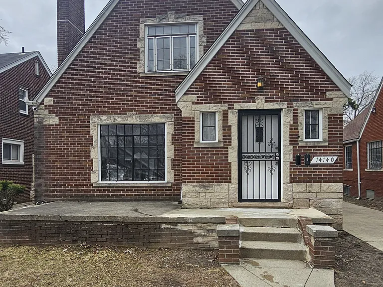 14140 Fairmount Dr — Photo 7