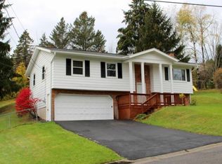 1452 Miner Cir, Endicott, NY 13760