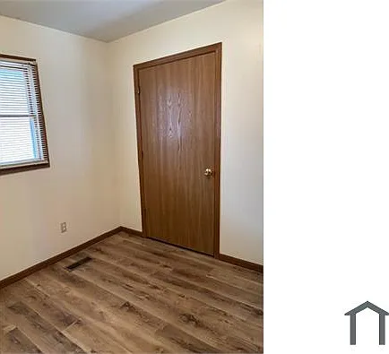 306 W College St #4 — Photo 12