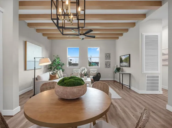 1102 64th St, Galveston, TX 77551