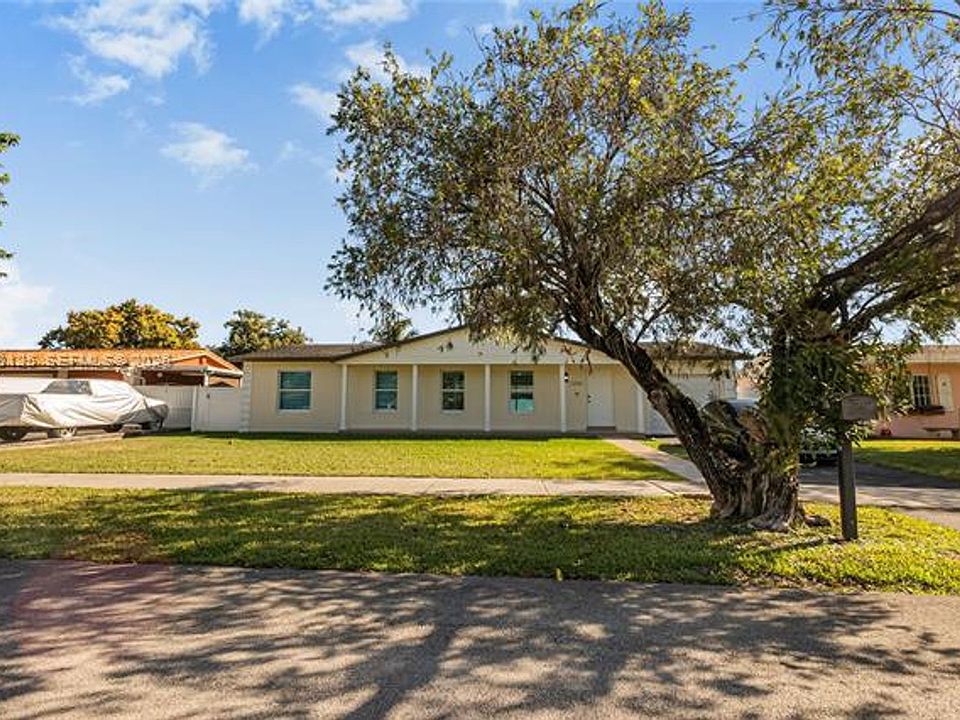 1st image of 12020 SW 108th St #12020