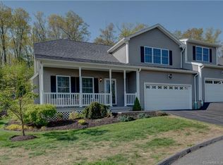 145 Oak Meadow Ln #H7, Harwinton, CT 06791