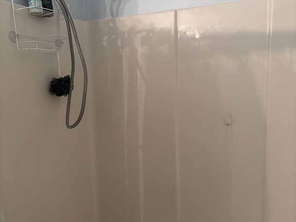 3rd image of 102 Rhett Ct