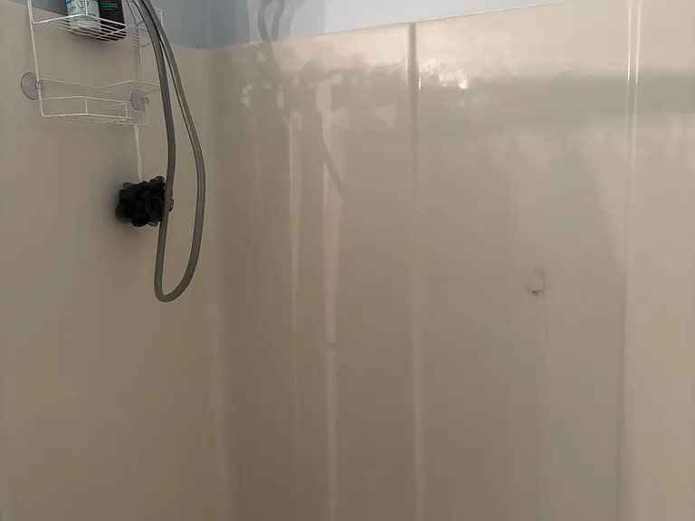 102 Rhett Ct — Photo 2