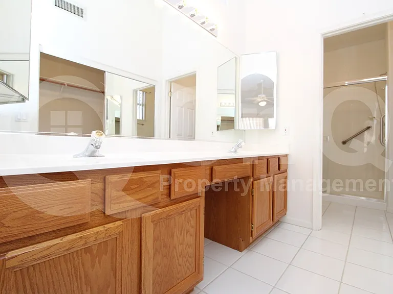 8950 E Yucca Blossom Dr — Photo 16