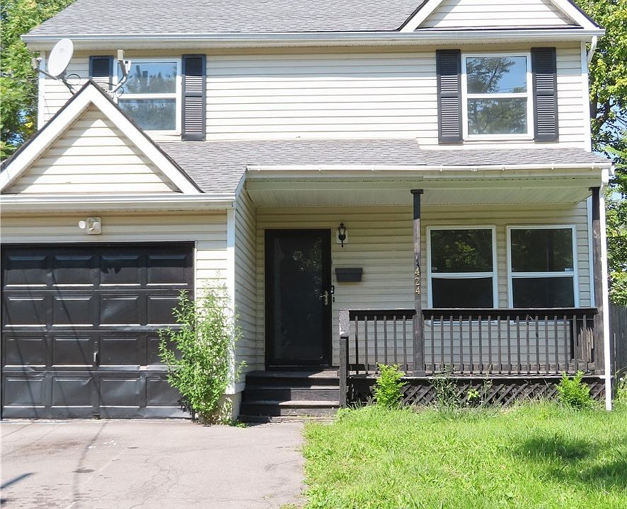 1st image of 424 Seymour St