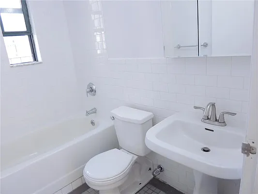 Rented by City & Suburban | media 86