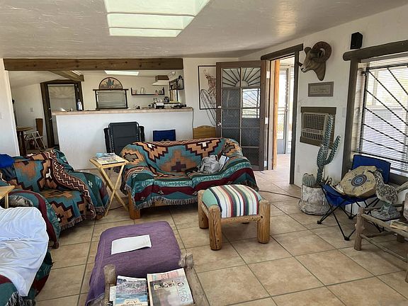 3rd image of 255 Canyon Rd