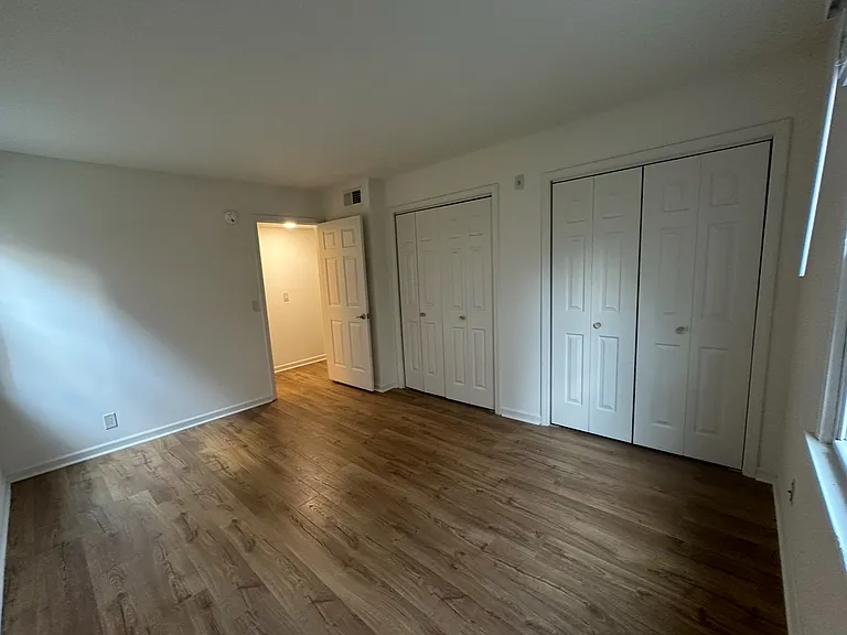 2905 Burch Ave #12 — Photo 35