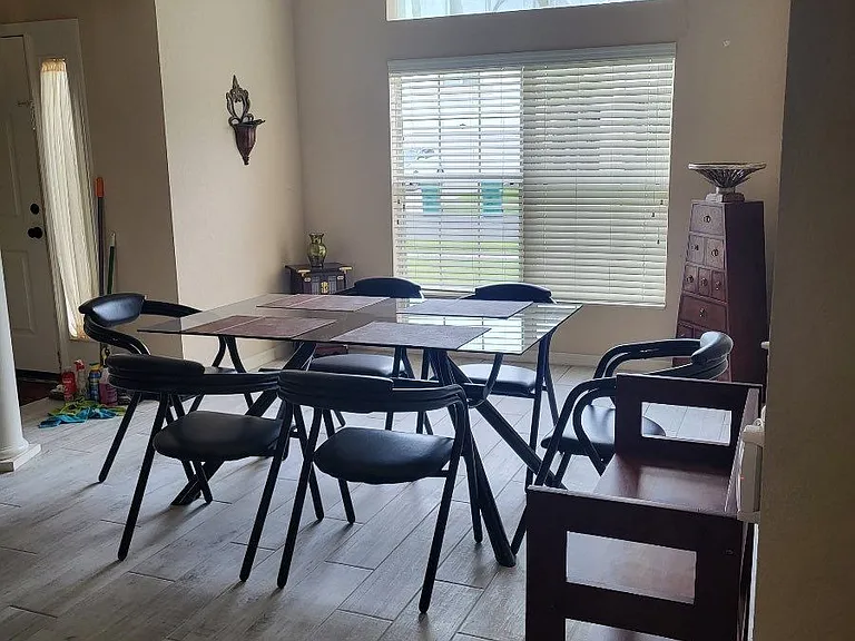 4858 Chastain Dr — Photo 2