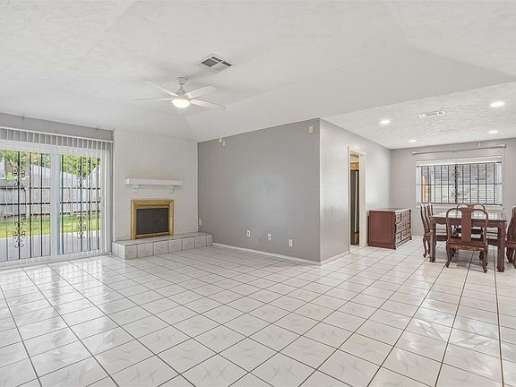 4th image of 10514 Long River Dr