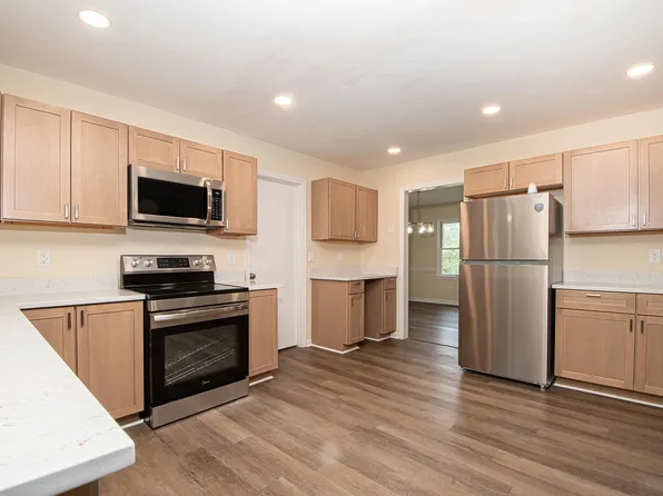 14 Cider Ct, Linden, VA 22642
