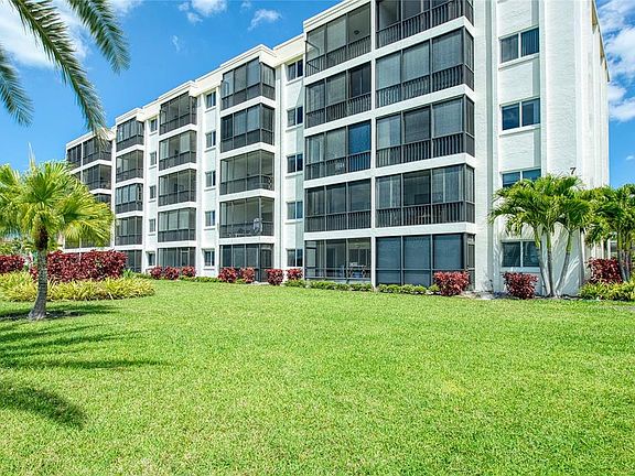 2nd image of 757 Beach Rd APT 308