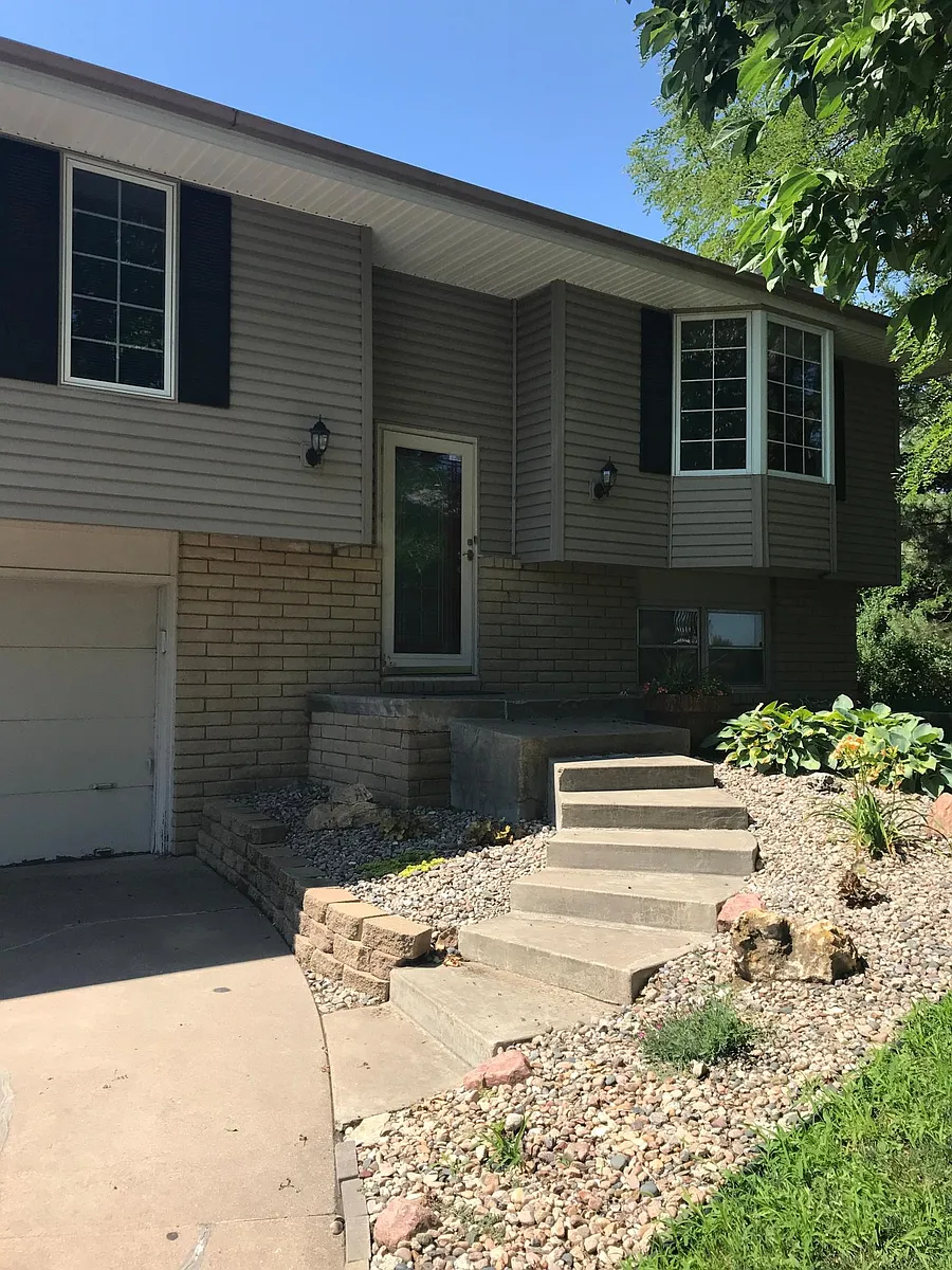 Building Photo - 5641 Stonecliffe Ct
