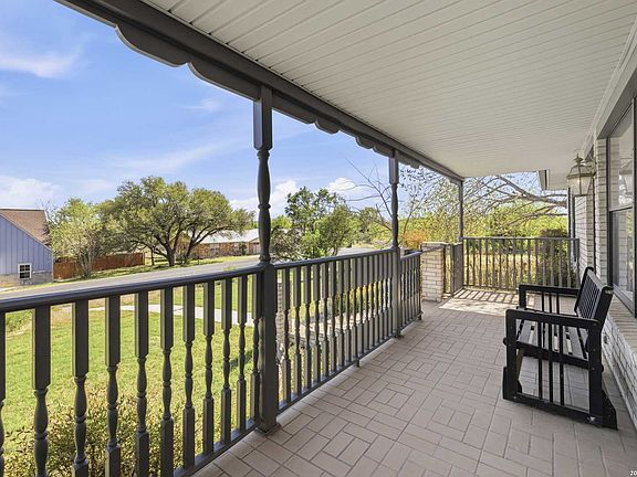 4th image of 227 Southway Drive