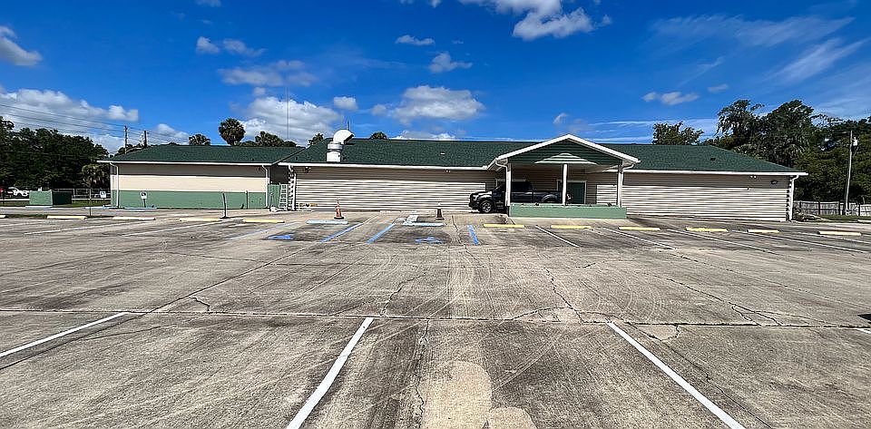 1st image of 301 W Blue Springs Ave