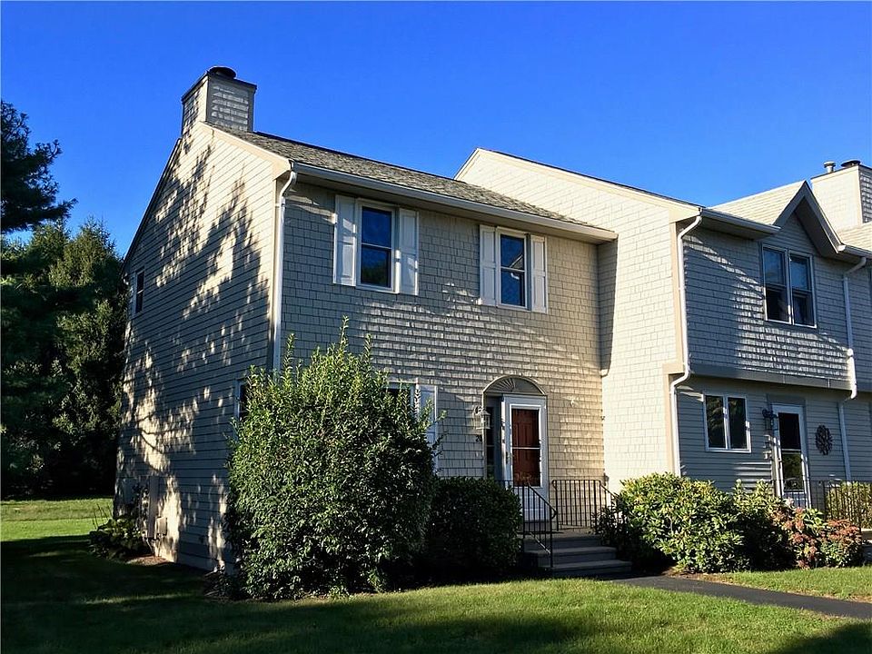 1st image of 20 Noel Ct