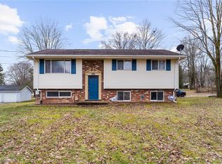 5950 Mount Everett Rd, Hubbard, OH 44425