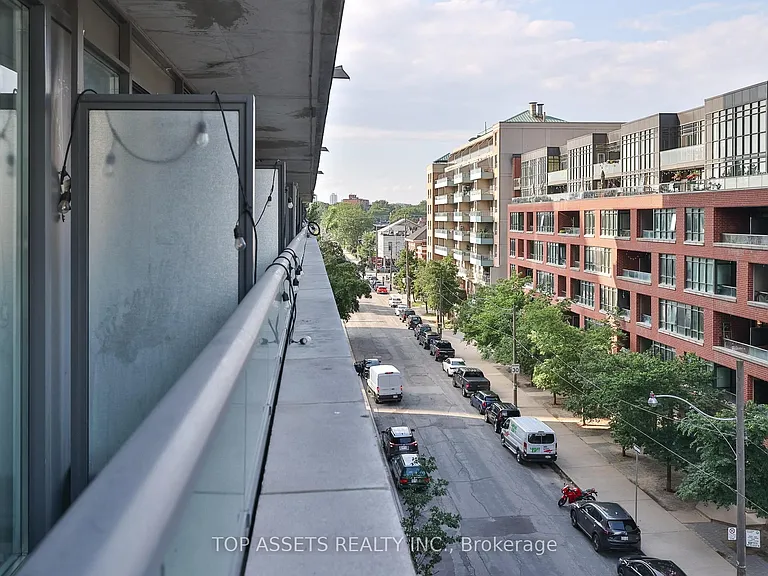 36 Lisgar St #518E — Photo 18