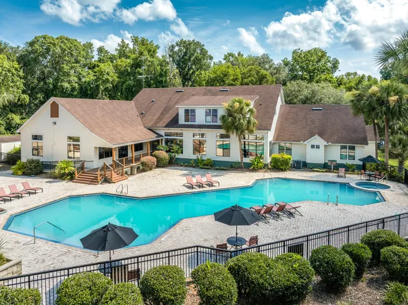 Forest View Apartments