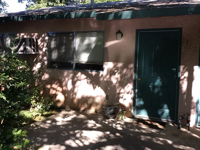5757-5771 Arboga Rd — Photo 8