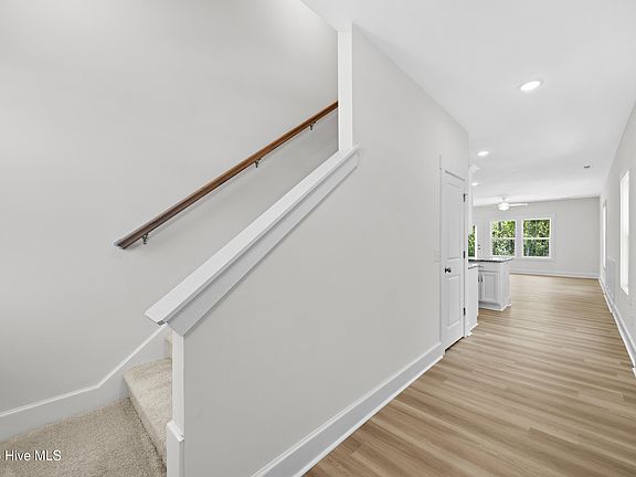 4th image of 3117 Weather Side Drive SE #150